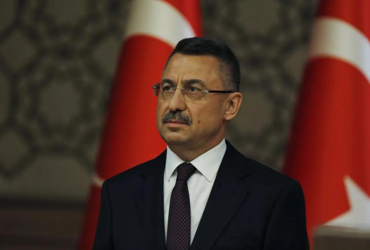 <p>- Dışişleri Komisyonu Başkanı AK Parti Ankara Milletvekili Fuat Oktay,</p>
