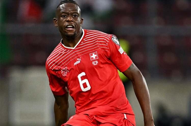 <p>Fenerbahçe, 6 numara transferi için Denis Zakaria'yı gündemine aldı.<br />
<br />
Bonservisi Juventus'ta olan Zakaria için kiralama seçeneği de masada bulunduruluyor.<br />
<br />
(TAKVİM)</p>
