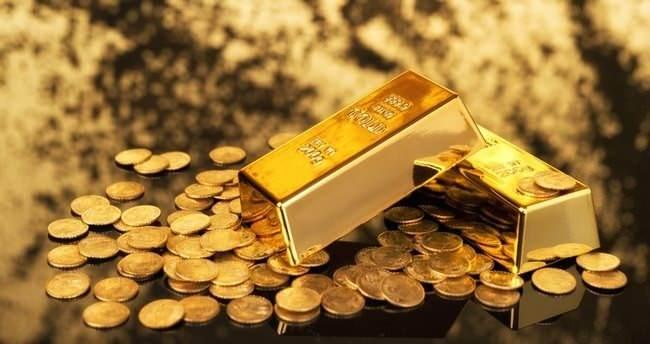 <p>Kapalıçarşı’da işlem gören 24 ayar külçe altının gram satış fiyatı <strong>bu hafta yüzde 4,37 değer kazancıyla 1.554 liraya, Cumhuriyet altınının satış fiyatı da yüzde 4,35 artışla 10.410 liraya</strong> yükseldi.</p>
