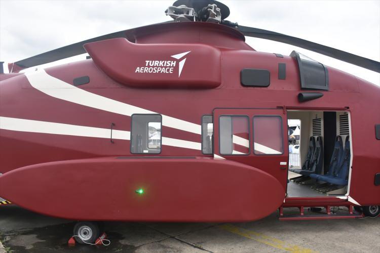 <p>GÖKBEY'in 6 ton sınıfında, 12 kişi kapasiteli olarak görev yapabildiğini anlatan Kotil, yeni helikopterin özelliklerine ilişkin şu bilgileri verdi:</p> <p> </p> 