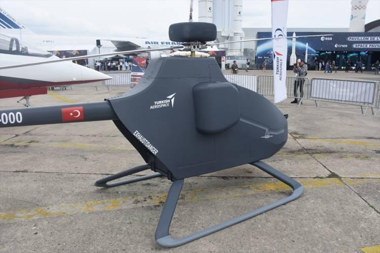 <p>Çift zamanlı motora sahip Kargo İHA, şoka, neme dayanıklı, lojistik ihtiyaçları az bir çözüm oluşturacak.</p>
<p>Kargo İHA-2 için de öz kaynakla proje başlatan TUSAŞ, 300 kilogramı 5 saat taşıyabilen, taşıma kapasitesi 500 kilograma kadar çıkan bir ürünü gündemine aldı.</p>