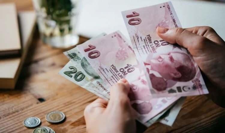<p>Temmuz ayında TÜİK'in 6 aylık enflasyon rakamlarını açıklaması sonrası refah payı hariç emekli zammı belli olacak.</p>