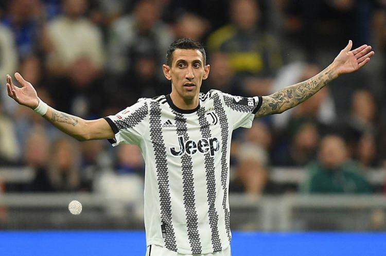 <p>- Di Maria / Sağ kanat</p>
