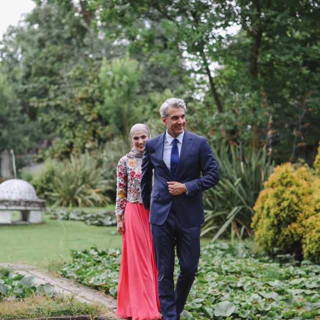 <p><span style="color:#800000"><strong>SAPANCA ESKİ BELEDİYE BAŞKANI'NIN AKRABASI ÇIKTI</strong></span></p>
<p> </p>