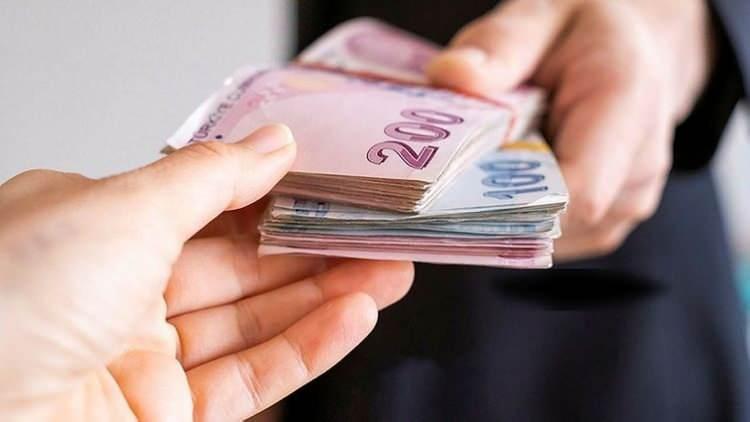 <p>Bu yılın ikinci yarısında GSS için aylık 402 lira, yıllık da 4 bin 829 lira prim yatırılacak. Engellilere ödenen maaş da artıyor. Yüzde 40-69 arası engelli aylığı 2 bin 624 lira, yüzde 70 ve üzeri engelli aylığı 3.813 liraya çıkacak. 18 yaşından küçük engellilerin yakınlarına ise 2 bin 542 lira aylık ödenecek.</p>
