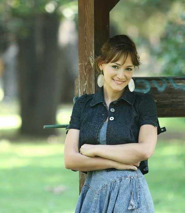 <p><strong>İşte Yaprak Dökümü dizisinin Sedef'i Seda Demir'in son hali;</strong></p>
<p> </p>