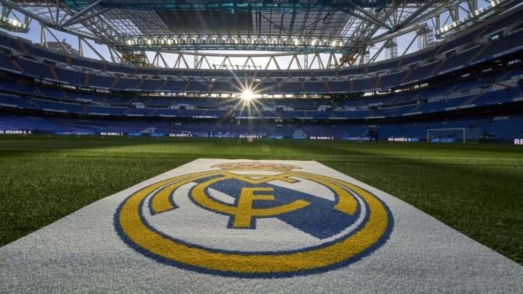 <p><span style="color:#000080"><strong>35 şampiyonluk alarak La Liga tarihine geçen Real Madrid'den Müslümanlar için anlamlı bir paylaşım geldi. Kurban Bayramı'nda yayımladığı fotoğrafla Müslümanlara saygısını gösteren Real Madrid'e Barcelona'dan karşı bir paylaşım geldi.</strong></span></p>

<p> </p>
