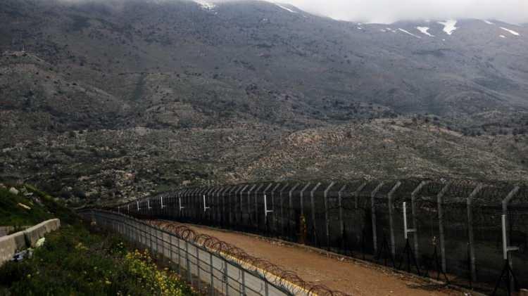 <p>Bölgenin hafta başından itibaren "gerilimlere" tanıklık ettiğini ve hassas bir süreçten geçtiğini aktaran Lazaro, tüm taraflara "itidalli olma ve tansiyonu yükseltecek davranışlardan kaçınma" çağrısında bulundu.</p>
