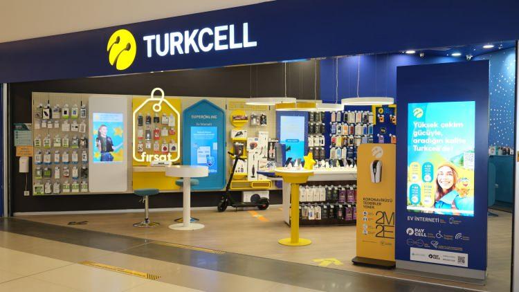 <p>EPİAŞ ZİRVEDEKİ YERİNİ KORUDU</p>
<p> </p>
<p>16’ıncısı açıklanan, finansal kurumlar ve holding dışındaki tüm sektörleri kapsayan Fortune 500 Türkiye-2022 listesinde, Enerji Piyasaları İşletmesi A.Ş. (EPİAŞ), bu yıl da zirveyi bırakmadı.<br />
<br />
<br />
2022 yılında net satış gelirlerini bir önceki yıla göre yüzde 378,5 artırarak 799 milyar 666 milyon liraya çıkaran EPİAŞ, Fortune 500 Türkiye 2022 sıralamasının birincisi oldu. </p>