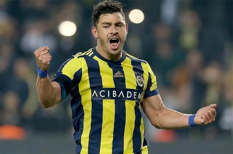 <p>Giulliano > Al Nassr<br />
<br />
* 10.5 Milyon Euro</p>
