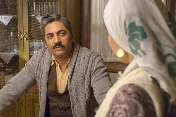 <p><span style="color:#000000"><strong>Aynı zamanda Bozcaada'da restoran işletmeciliği de yapan Polat, yeni hayatı hakkında "Toprakla huzur buluyorum. Adana'daki günlerden zaten alışığım. Ekmeyi biçmeyi mahsul toplamayı çok seviyorum.</strong></span></p>
