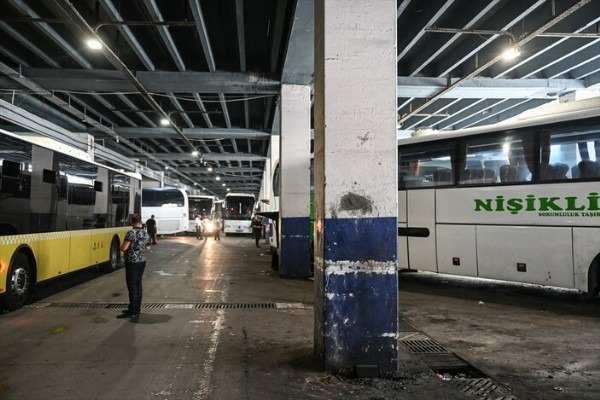 <p>Kut, yeni bir terminal yapılması gerektiğinin altını çizerek, otogarda her yerin berbat olduğunu, hizmeti yeterli bulmadıklarını kaydetti.</p>
