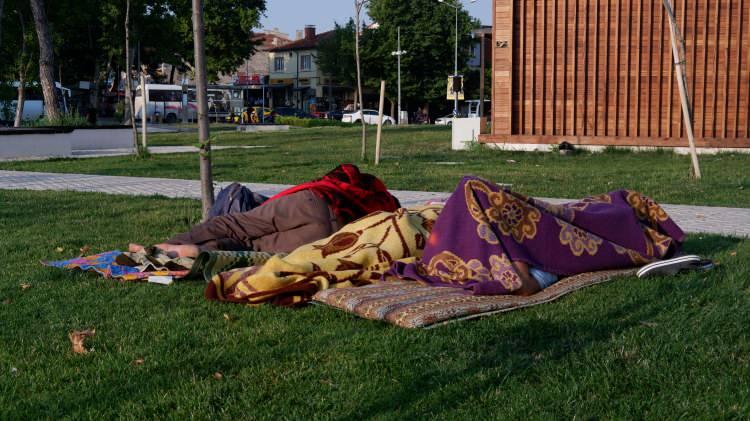 <p>9 Temmuz Pazar gününe kadar çeşitli kategorilerdeki pehlivanların güreşleriyle devam edecek olan güreşleri izlemek isteyen güreş sevdalıları Edirne’ye akın etti.</p>
