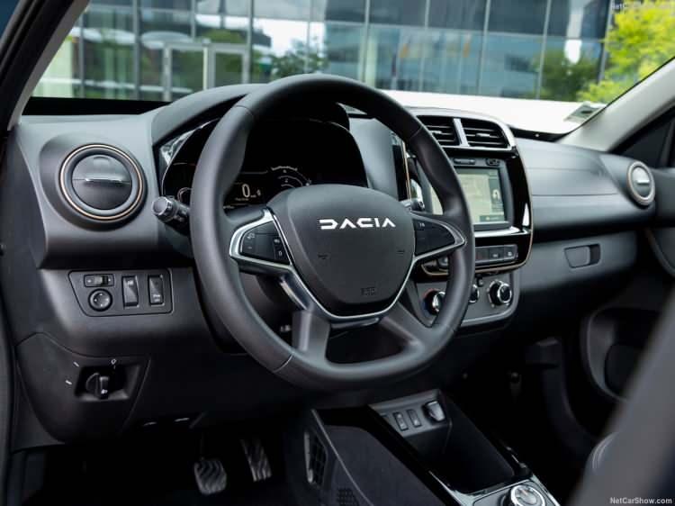 <p>Dacia Spring Extreme, yüksek performanslı ELECTRIC 65 motorla yüksek sürüş keyfi sunuyor</p>
