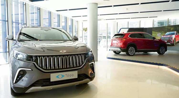 <p>TOGG T10X V2 RWD Uzun Menzil-</p>
<p>1,215,000 TL'den 1,537,000 TL'ye yükseldi.</p>
<p> </p>