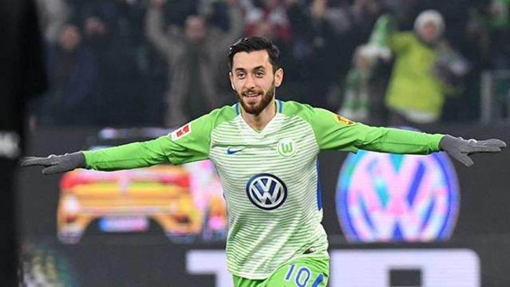 <p>Yunus Mallı<br />
<br />
Mainz >>> Wolfsburg<br />
<br />
* 16/17<br />
<br />
* 12.5 milyon euro<br />
</p>