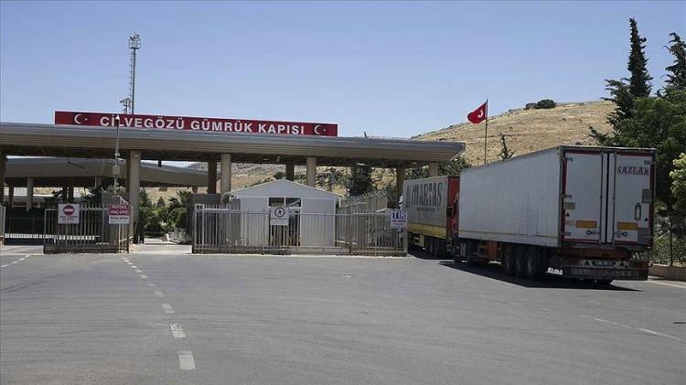<p>Associated Press (AP), 6 Şubat depremlerinin ardından Babülhava Sınır Kapısı üzerinden Suriye'nin kuzeybatısına ulaştırılan yardımların süresinin uzatılması için BMGK'ye sunulan tasarılara ulaştı.</p>

