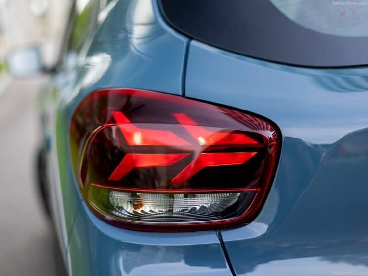 <p>65 hp/48 kW güce sahip olan Yeni Spring Extreme ELECTRIC 65, yüksek tekerlek torku ile hem şehirde hem de otoyollarda dinamik bir hızlanma sağlıyor.</p>