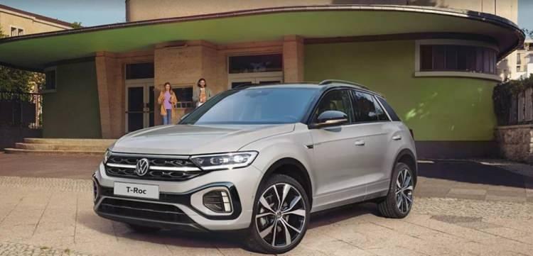 <p><strong>VOLKSWAGEN</strong></p>
<p> </p>
<p>T-Roc 1.5 TSI 150 PS DSG Life - 1,348,100 TL</p>