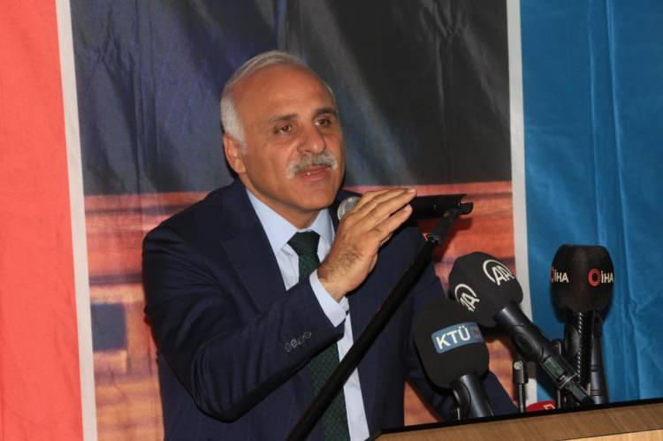 <p><strong>"BİLİMSEL ÇALIŞMALAR ÖNEMLİ KATKILAR YAPACAKLAR"</strong></p>
<p>Trabzon Büyükşehir Belediye Başkanı Murat Zorluoğlu ise yaptığı konuşmada, YÖK Başkanlığı ile TUSAS arasında gerçekleştirilen protokol kapsamında KTÜ’nün bir paydaş olarak yer almasının şehir adına önemli bir kazanç olduğunu kaydederek, “Protokol çerçevesinde üniversitemizde önemli bir işlev göreceğine inandığımız bu laboratuvarın kurulmasında KTÜ’ye öncelik verilmesi nedeniyle YÖK Başkanımıza teşekkür ediyorum. </p>