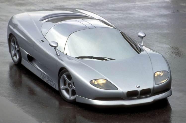 <p><strong>BMW NAZCA M12</strong></p>
<p> </p>
<p>1999 yılında Yüzyılın Otomobil Tasarımcısı seçilen İtalyan Giorgetto Giugiaro’nun 26 yaşındaki oğlu tarafından tasarlanan BMW Nazca M12, 1991'deki Cenevre Otomobil Fuarı'nda ortaya çıktı. </p>