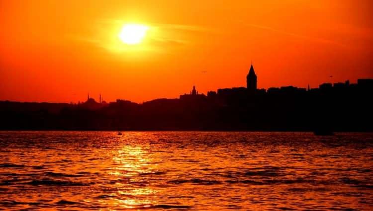 <p>METEOROLOJİ'DEN 5 GÜNLÜK HAVA TAHMİNİ</p>
<p>Meteoroloji Genel Müdürlüğü, önümüzdeki 5 günde beklenen hava tahminini yayımladı.</p>