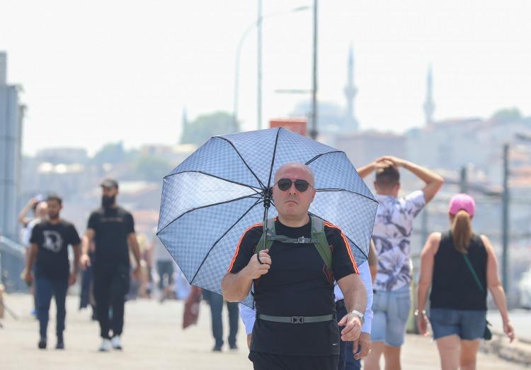 <p>Son yıllarda küresel ısınma ile birlikte artan sıcaklıklar Türkiye'de ve tüm dunyada kendini göstermeye devam ediyor.</p>

<p> </p>
