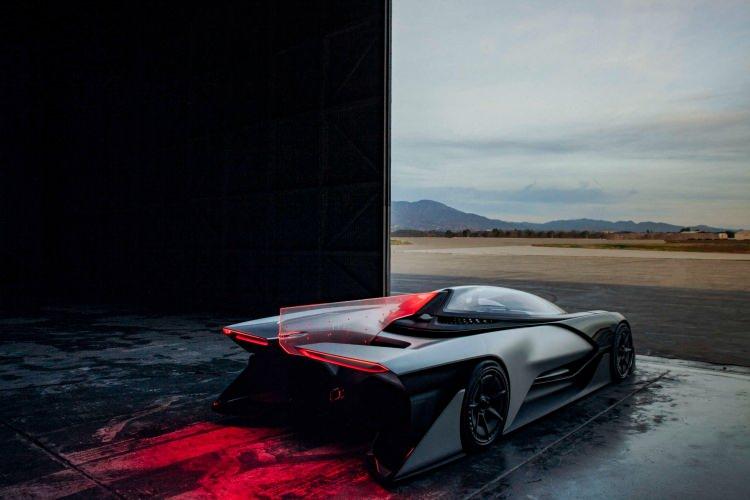 <p><strong>FARADAY FUTURE FF ZERO 1</strong></p>
