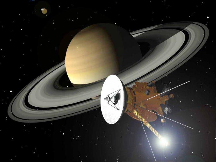 <p>NASA misyonuyla 15 Ekim 1997'de Satürn yörüngesine gönderilen "Cassini", gezegenin halkası ve uyduları üzerine çalıştı. Ocak 2005'te araştırma aracı <strong>"Huygens"</strong> Satürn'ün en büyük uydusu Titan'a iniş yaptı. Cassini'nin misyonu 15 Eylül 2017'de sona erdi.</p>
