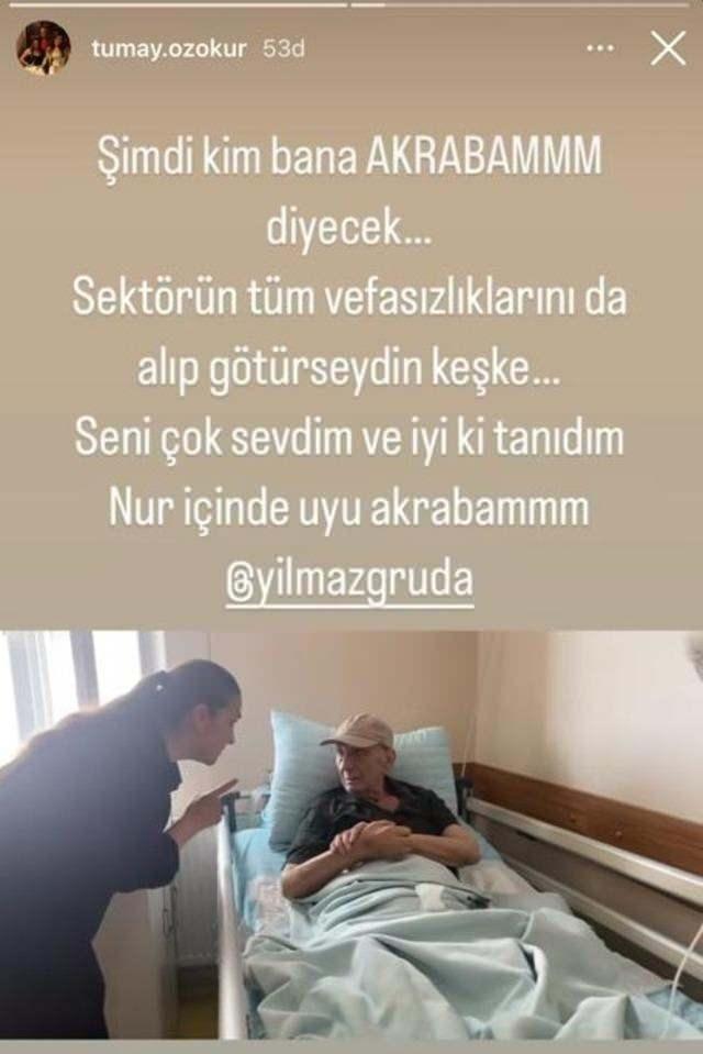 <p><span style="color:#FF0000"><strong>"SENİ ÇOK SEVDİM"</strong></span></p>
<p><span style="color:#000000"><strong>Usta oyuncunun vefat haberini menajeri Tümay Özokur sosyal medya hesabı üzerinden şu sözlerle duyurdu:</strong></span></p>
<p><span style="color:#000000"><strong>"Şimdi kim bana "Akrabammm" diyecek... Sektörün tüm vefasızlıklarını da alıp götürseydin keşke... Seni çok sevdim ve iyi ki tanıdım. Nur içinde uyu akrabamm"</strong></span></p>