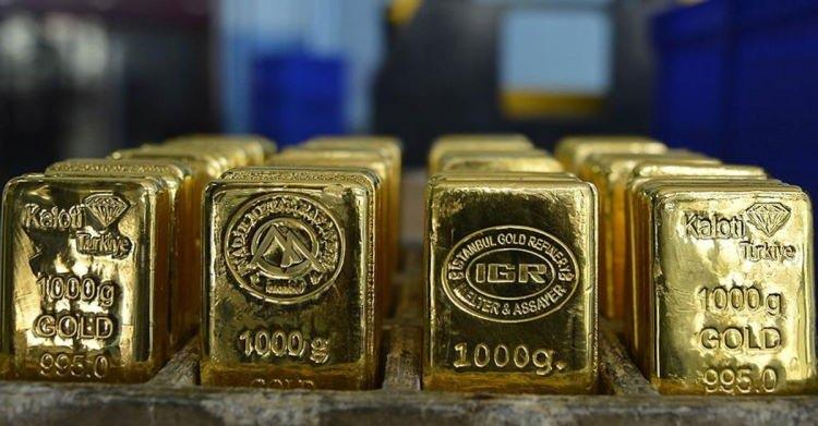 <p>China Gold Association, altın işletmelerinin üretiminin 2023'ün ilk yarısında normale döndüğünü ve büyük ölçekli altın işletmelerinin, yüksek kaliteli altın kaynaklarını daha da yoğunlaştıracak olan birleşme ve satın almaları aktif olarak teşvik ettiğini bildirdi.</p>
