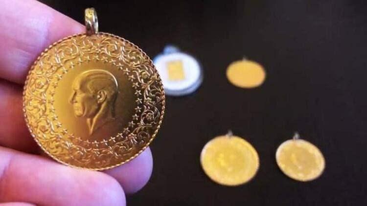 <p>Dün altının ons fiyatındaki düşüşe paralel değer kaybeden altının gram fiyatı, günü önceki kapanışının yüzde 1,4 altında 1.684 liradan tamamladı.</p>
<p> </p>