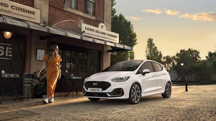 <p><strong>FORD</strong></p>
<p> </p>
<p>Yeni Fiesta Style Hatchback 1.1L Ti-VCT 75 PS 5 İleri Manuel Benzin </p>
<p><br />
Temmuz fiyatı: 987.300 TL</p>