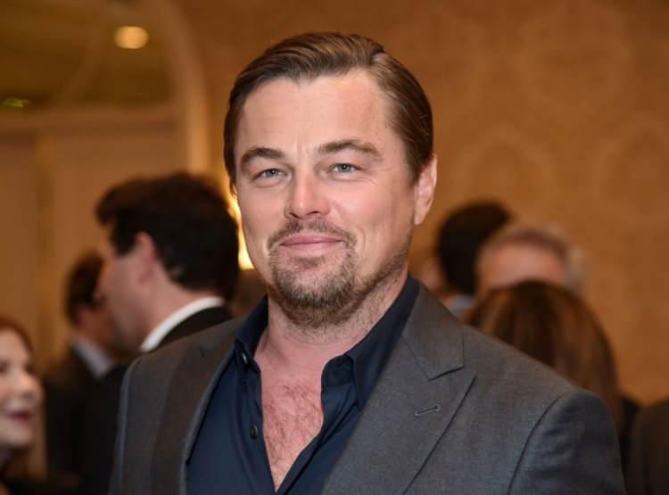 <p><strong>Başarılı oyunculuk performansının yanında çevreci kimliğiyle de tanınan Leonardo DiCaprio, son olarak Jeff Bezos ile bir araya gelmiş ve Brezilya için 200 milyon dolarlık çevre yatırımı yapmıştı.</strong></p>
