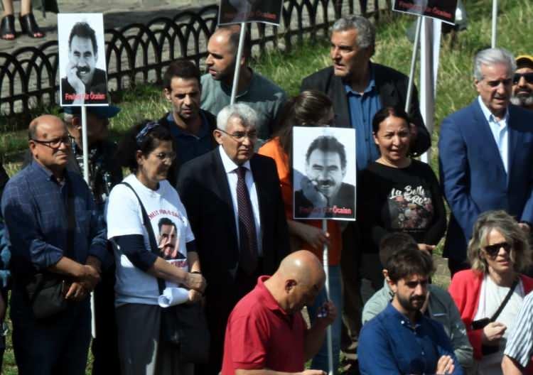 <p>Kırmızı bültenle aranan terör örgütü PKK'nın Avrupa'daki elebaşlarından Adem Uzun ve Zübeyir Aydar'ın uzun yıllardır Belçika'da yaşadığı biliniyordu.</p>
