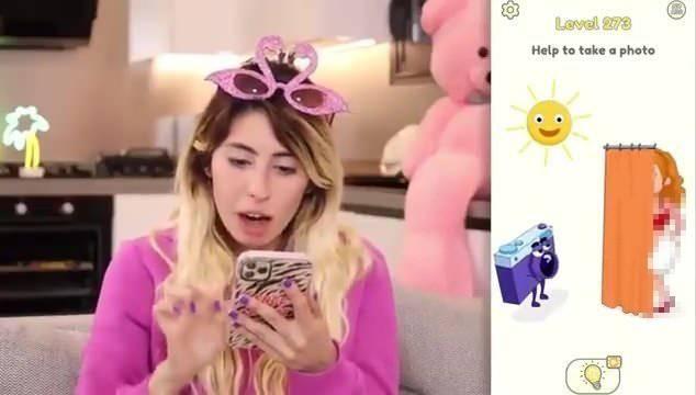 <p><span style="color:#800000"><strong>"DİJİTAL RİSKE KARŞI EBEVEYN REHBERİ OLUŞTURDUK"</strong></span></p>
<p> </p>