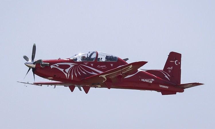<p>Öte yandan EFT testlerinin gerçekleştirildiği HÜRKUŞ uçağının, 2023 yılında üretilmiş yeni bir uçak olması ise dikkat çekti.</p>