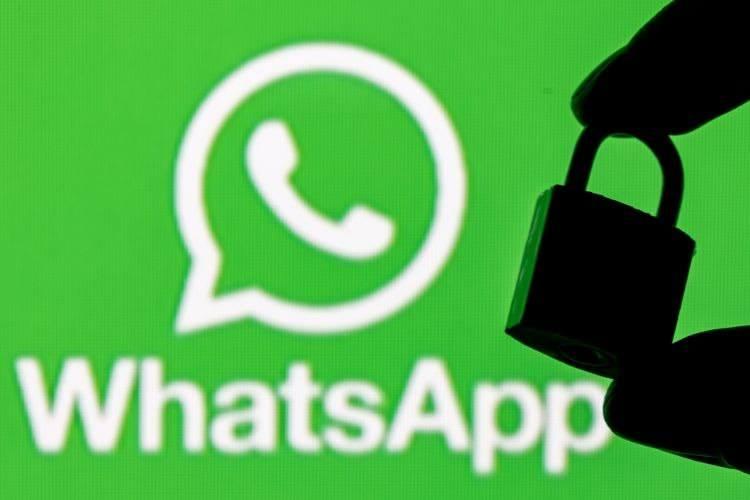 <p><strong>“WHATSAPP NEDEN BU KADAR GÜVENSİZ BİR PLATFORM” </strong></p>

<p> </p>

<p>“Nijeryalı yanıltıcılar mesaj atıyor. WhatsApp neden bu kadar güvensiz bir platform? +234 kodlu numaralar sürekli olarak mesaj atıyor.</p>

<p> </p>

<p>Başıma herhangi bir şey gelirse sorumlusu sizsiniz. Nasıl kurtulabileceğimi bilemiyorum. Neden bu kadar güvensiz şu WhatsApp.”</p>
