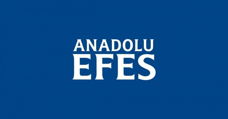 <p><span style="color:#B22222"><strong>5) ANADOLU EFES (#AEFES) GÜNLÜK FİYAT ARTIŞI YÜZDE: 4,24</strong></span></p>

<p> </p>

<p>Anadolu Efes; Hissede günlük fiyat artışı yüzde 4,24 oldu. İşlem adedindeki artış ise yüzde 31,79 olarak gerçekleşti.</p>

<p> </p>
