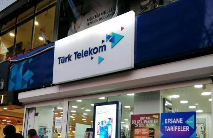 <p><span style="color:#B22222"><strong>13) TÜRK TELEKOM (#TTKOM)</strong></span></p>

<p> </p>

<p><strong>Türk Telekom için 12 gösterge değeri ve toplam puanlar aşağıda yer almaktadır.</strong></p>

<p>a) CCI Sinyal: AL</p>

<p>b) CCI AA/AS: -</p>

<p>c) RSI Sinyal: SAT</p>

<p>d) RSI AA/AS: -</p>

<p>e) MOM Sinyal: AL</p>

<p>f) MOM AA/AS: -</p>

<p>g) STO Sinyal: AL</p>

<p>h) STO AA/AS: -</p>

<p>ı) MACD Sinyal: SAT</p>

<p>j) Fiyat HO(5) Sinyal: AL</p>

<p>k) HO(5) HO(20) Sinyal: AL</p>

<p>l) HO(20) HO(50) Sinyal: AL</p>

<p>**12 GÖSTERGE İÇİN TOPLAM PUAN: 27,00**</p>
