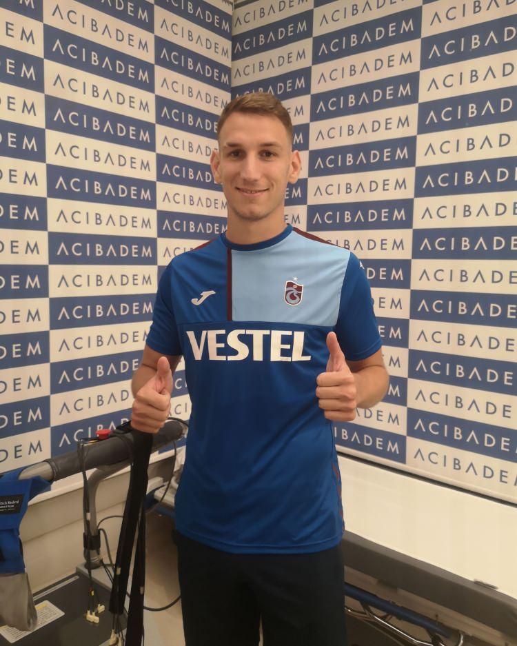 <p>Tonio Teklic (Orta Saha)<br />
<br />
<br />
NK Varazdin > Trabzonspor</p>
