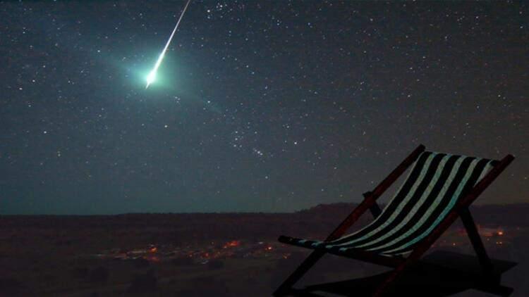 <p>Tanrıver, AA muhabirine, yıldız kaymasının bir meteor oluşumu, Perseid (Perse) meteor yağmurunun ise Perseus'dan (Takımyıldızı) çıkan meteorlar olduğunu söyledi.</p>
