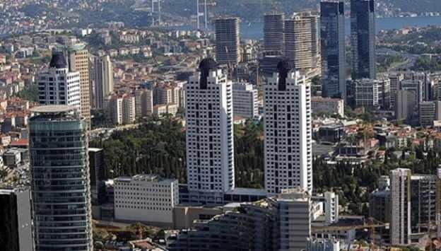 <p>Bu kredilerde genel anlamda kullandırılamadı. Bu projede aslında uzun vadeli bir mortgage sistemi. Yani biraz daha kalıcı bir mortgage sistemini biz öngörüyoruz. Çünkü bunlar aslında zaman içerisinde modellere göre değişmeden belki de faizi sabit değil de piyasa faizine göre belli bir indirim, bu belli bir yüzdesel olabilir. Bizim öngördüğümüz rakamlar yüzde 1.20 seviyelerinde çeşitli kampanyalar oluşturabilecek.</p>
