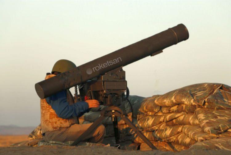 <p>Roketsan tarafından Türk Kara Kuvvetleri Komutanlığı’na teslim edilen OMTAS Anti-Tank Güdümlü Füze (ATGM), tripod üzerinden atılan konfigürasyonda olduğu gözlemlendi.</p>
