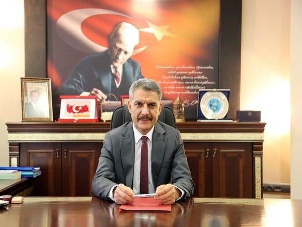 <p>Mehmet Ali Özkan - Yozgat valisi</p>