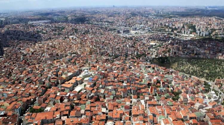 <p><span style="color:#800000"><strong>Avrupa’nın batısında yer alan şehirler dünyanın en yaşanabilir şehirleri sıralamasında üst sıralarda yerini alırken, Avrupa’nın doğusuna doğru gittikçe şehirlerin sıralamada gerilediği görüldü.</strong></span></p>