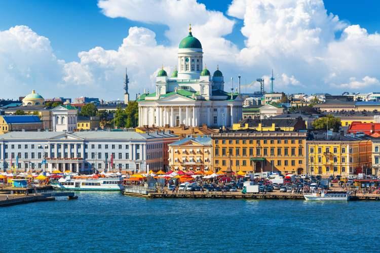 <p><span style="color:#800000"><strong>Finlandiya'nın başkenti ve en büyük şehri olan </strong></span><span style="color:#0000CD"><strong>Helsinki 95.6</strong></span><span style="color:#800000"><strong> puanla listede beşinci sırada yerini aldı.</strong></span></p>