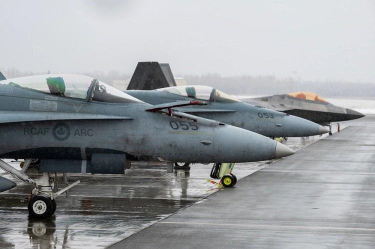 <p>30-KANADA</p>
