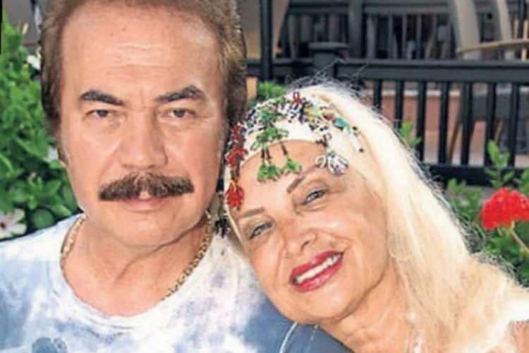 <p>Sevim Emre'nin müzik projesi için eylül ayında stüdyoya girecek olan çift, şarkıya klip de çekecek.</p>
<p> </p>