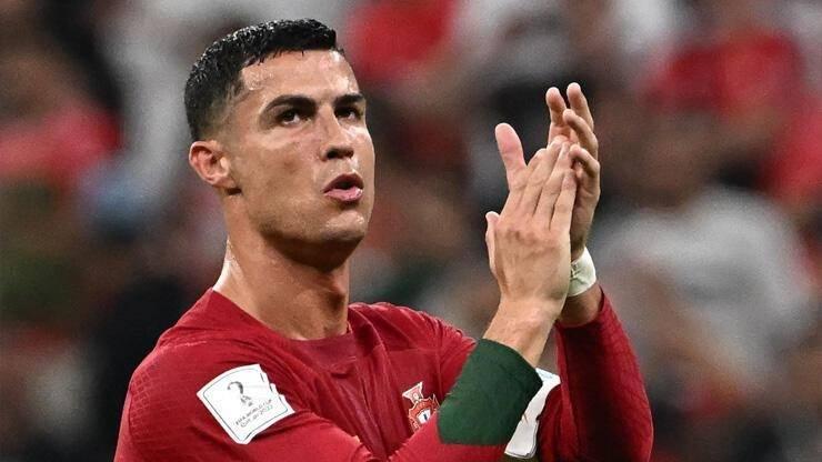 <p>Portekizli yıldız futbolcu Ronaldo, uzun yıllardır zirvede yer aldığı sosyal medyada, yeni bir rekora daha imza attı.</p>
